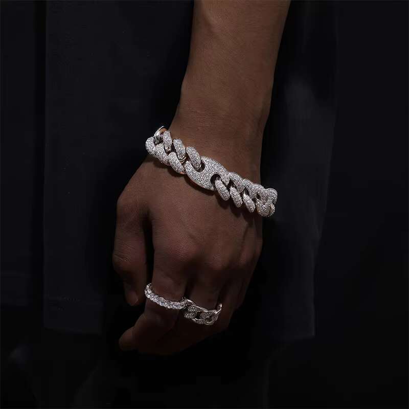 Luxury Bling Rock Hiphop Jewelry 18mm 925 Sterling Silver GRA Tested VVS Moissanite Iced Out Cuban Link Men Bracelet