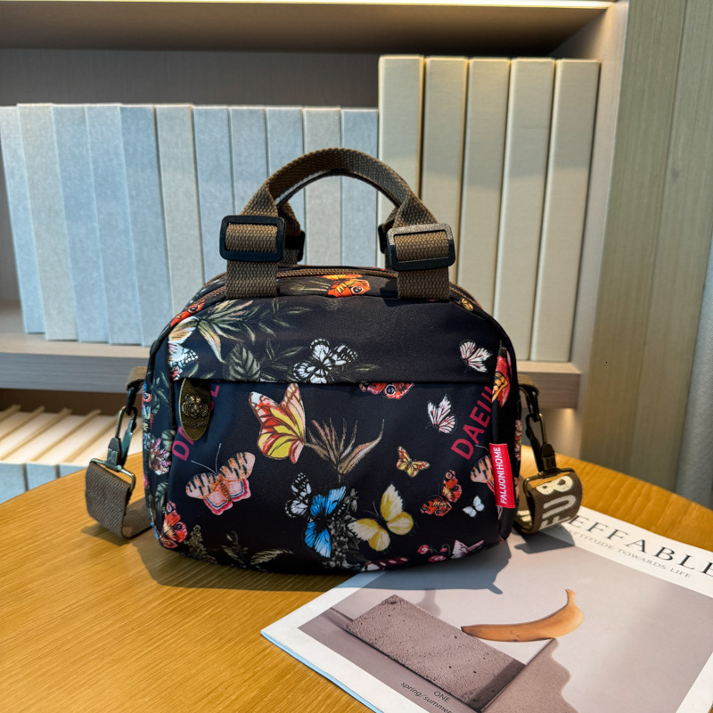 Fashion printed women trend s crossbody bag trend new fashion commuting bag designer bag Oxford cloth handbag women s shoulder bag