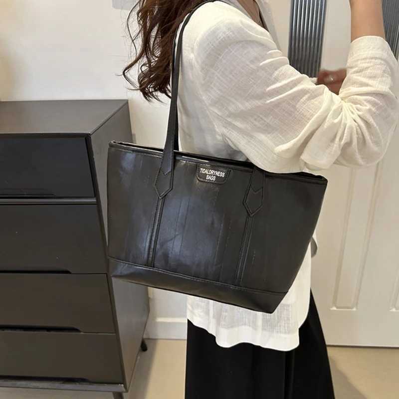 Tote Bag Purse for Women Fashion Letter Shoulder Bag Large Capacity Handbag for Travel College Work XJ250704