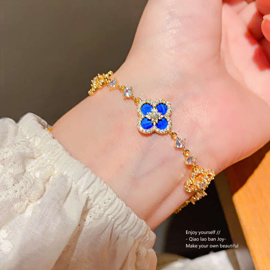 clover bracelet designer Zircon Rhombus Flower Pull Light High-end Sweet Versatile Elegant Personality Bracelet