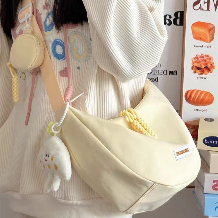 New women s one piece dumpling bag autumn casual trend women s trend shoulder bag designer bag women s small shoulder bag crossbody bag