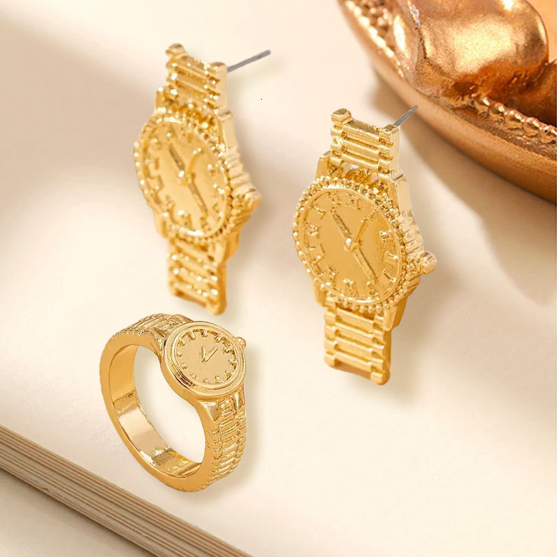 Minimalist Gold Yellow Jewelry Set Earrings Pair Ring 1 Piece Women's Light High-End Quartz Watch Design