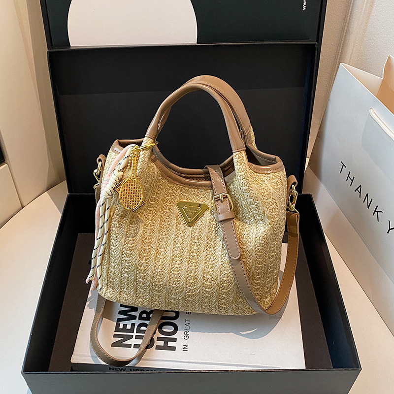 Designer Fashion Handheld Woven Bucket Bag New Straw Casual Shoulder Bag womens High-end Crossbody Bag Luxury Shopping Bag