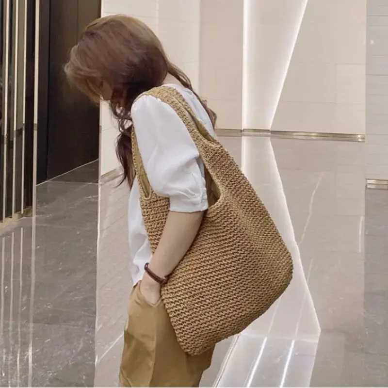 Fashion Straw Women Shoulder Bags Paper Woven Female Handbags Large Capacity Summer Beach Straw Bags Casual Tote Purses XJ250704