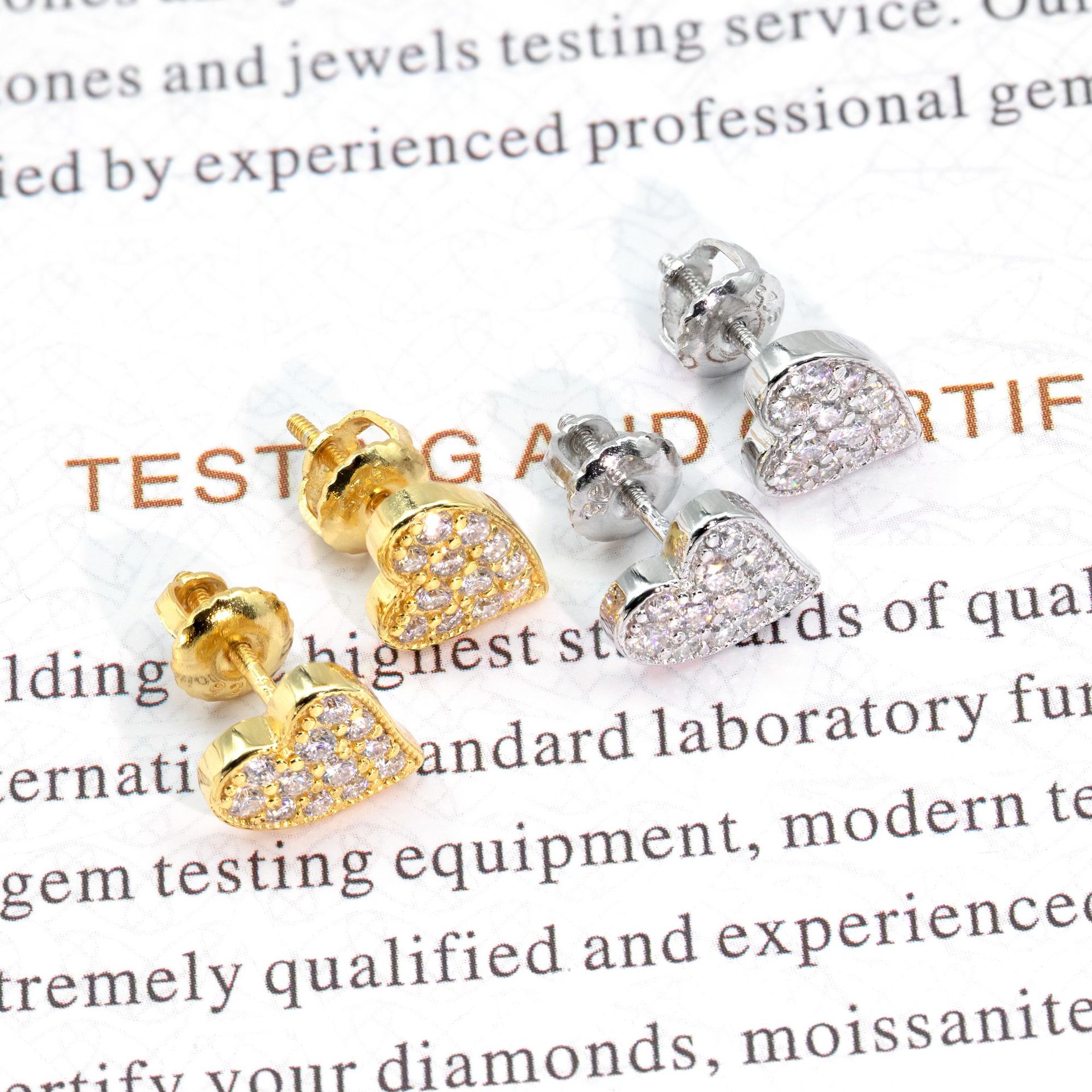 Special Design Sterling Silver Peach Heart White Rose Gold Small Stud Earrings Mini Heart Pave Moissanite Diamond Stud Earrings
