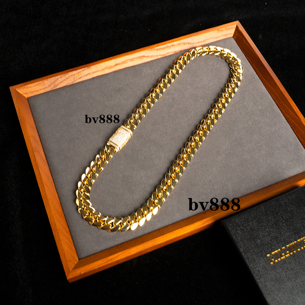 Hip Hop 18K Gold 20… - image