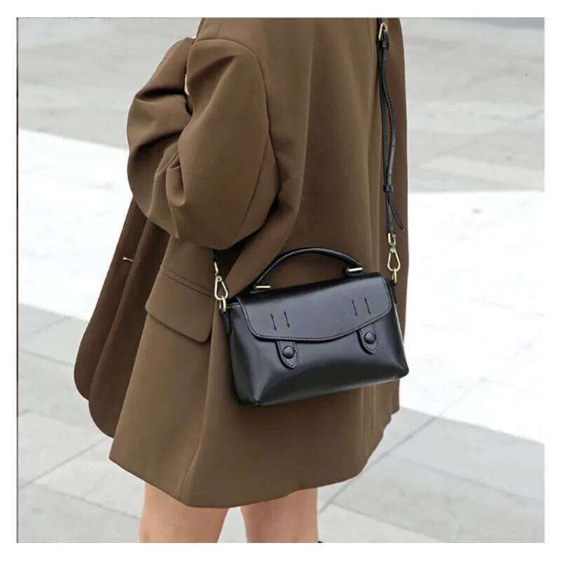 2025 New Leather Women's Handbag - Retro Single Shoulder Fashion Crossbody High Quality Small Square Bag 250705