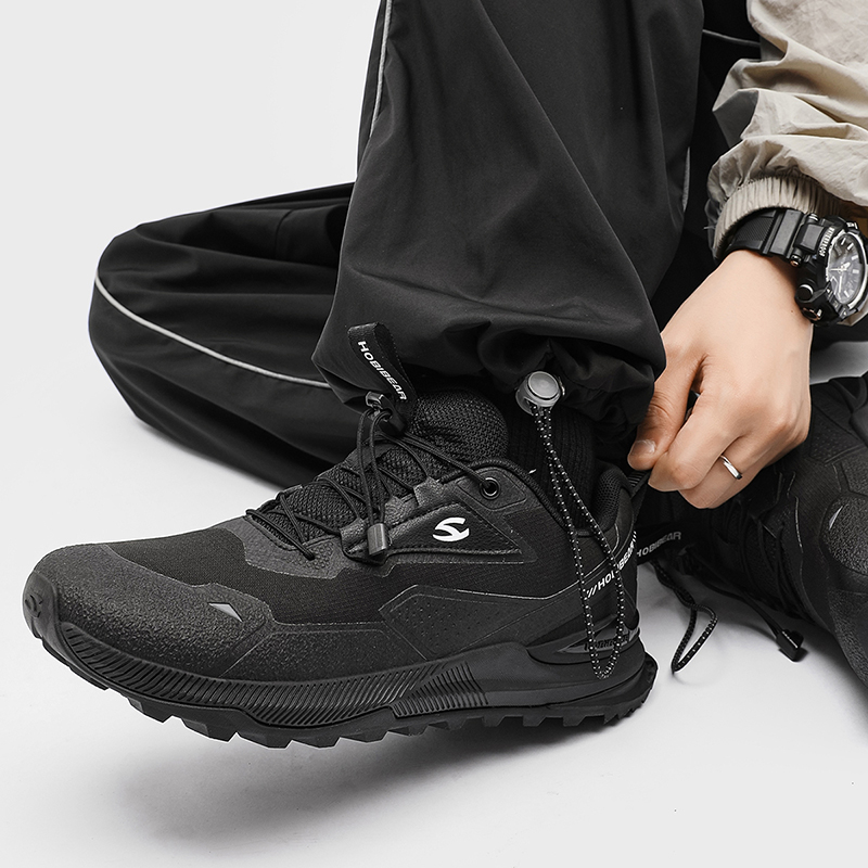 New men's wide - last off - road shoes, men's outdoor non - slip and shock - absorbing hiking and mountaineering sports shoes