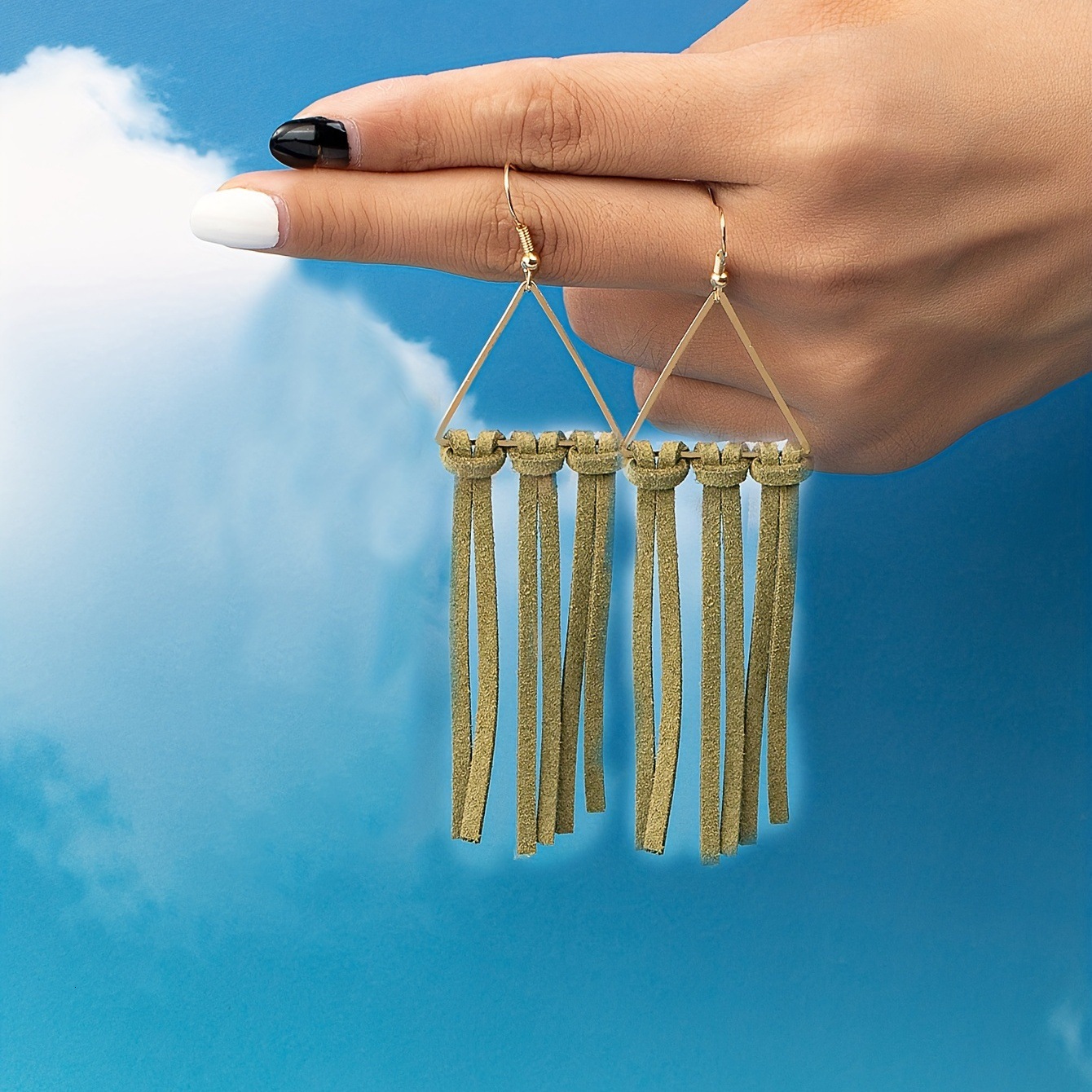 1 Pair Of Unique Long Korean Veet Tassel Bohemian Fashion Triangle Metal Earrings Accessories