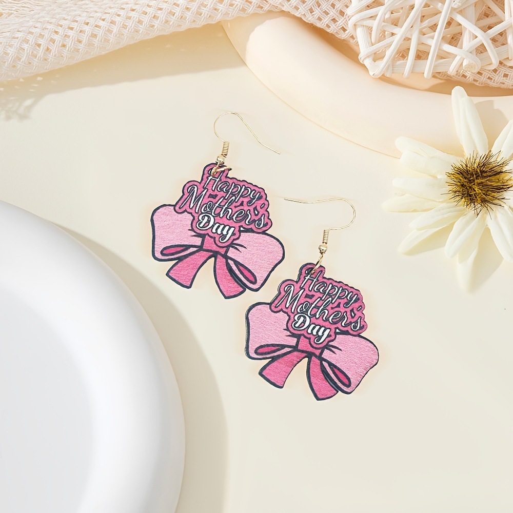 A Pair Of Pink Butterfly Mother's Day Fashion Personality Women's Earrings Ear Studs Celebration Gift
