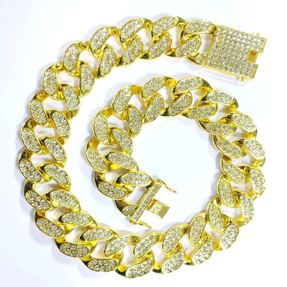 Factory Hot Sell Silver Gold Metal Color Iced Out Alloy and Rhinestone Hip Hop 30MM Width Chunky Cuban Link Chain Necklace