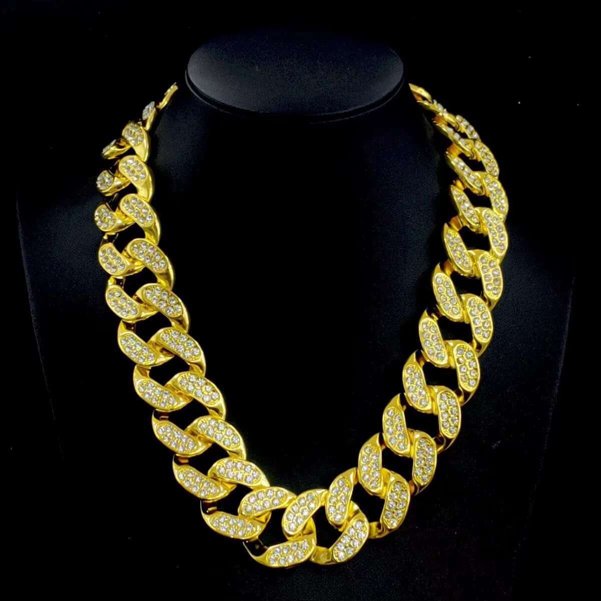 Factory Hot Sell Silver Gold Metal Color Iced Out Alloy and Rhinestone Hip Hop 30MM Width Chunky Cuban Link Chain Necklace