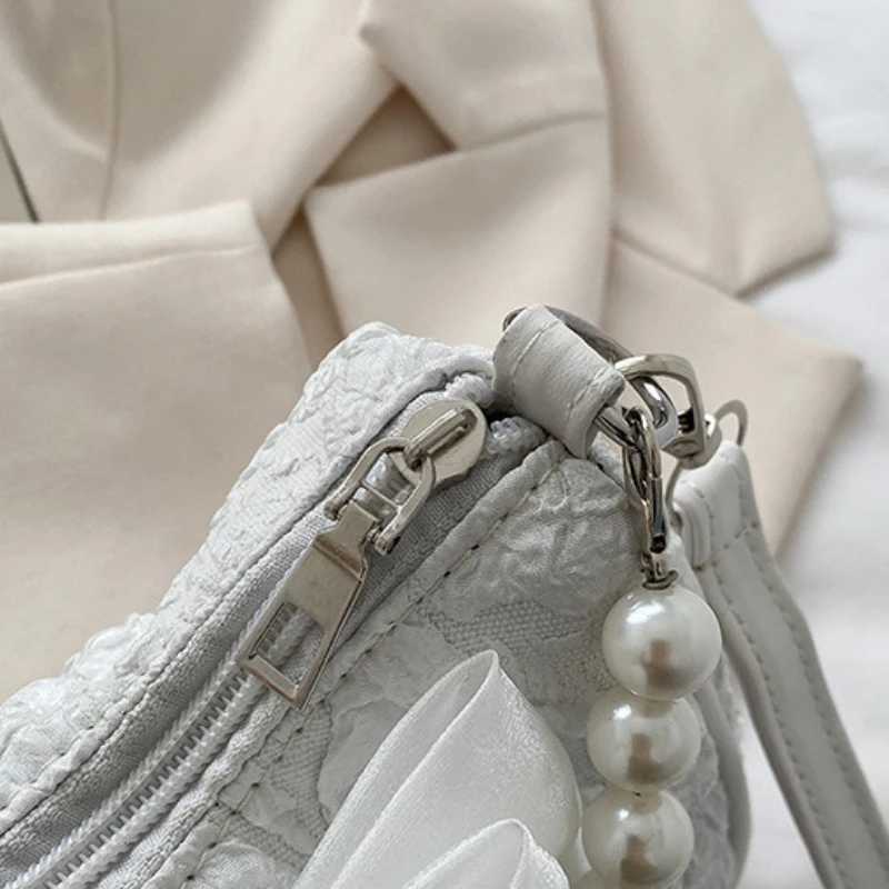 Pearl Female Bag Retro Luxury Designer Handbag Bow Crossbody Bags Fashion Canvas Womens 2024 Trend Shoulder Bag Underarm Bags XJ250704