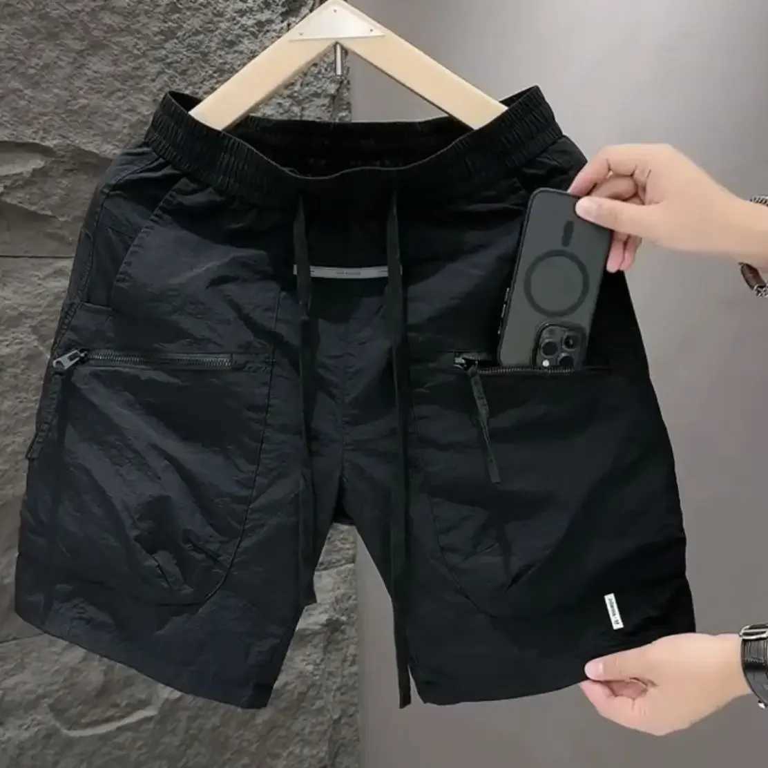 Mens Summer Pocket Zipper Cargo Shorts Trendy Brand Versatile Loose Quick-drying Sports Loose Casual Five-point Beach Pants W250705