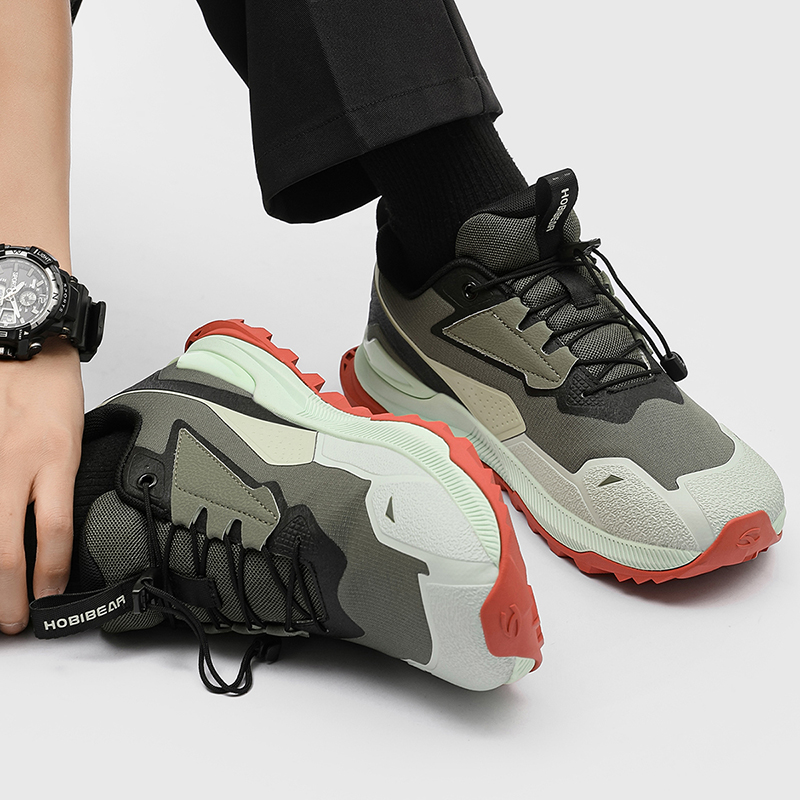 New men's wide - last off - road shoes, men's outdoor non - slip and shock - absorbing hiking and mountaineering sports shoes