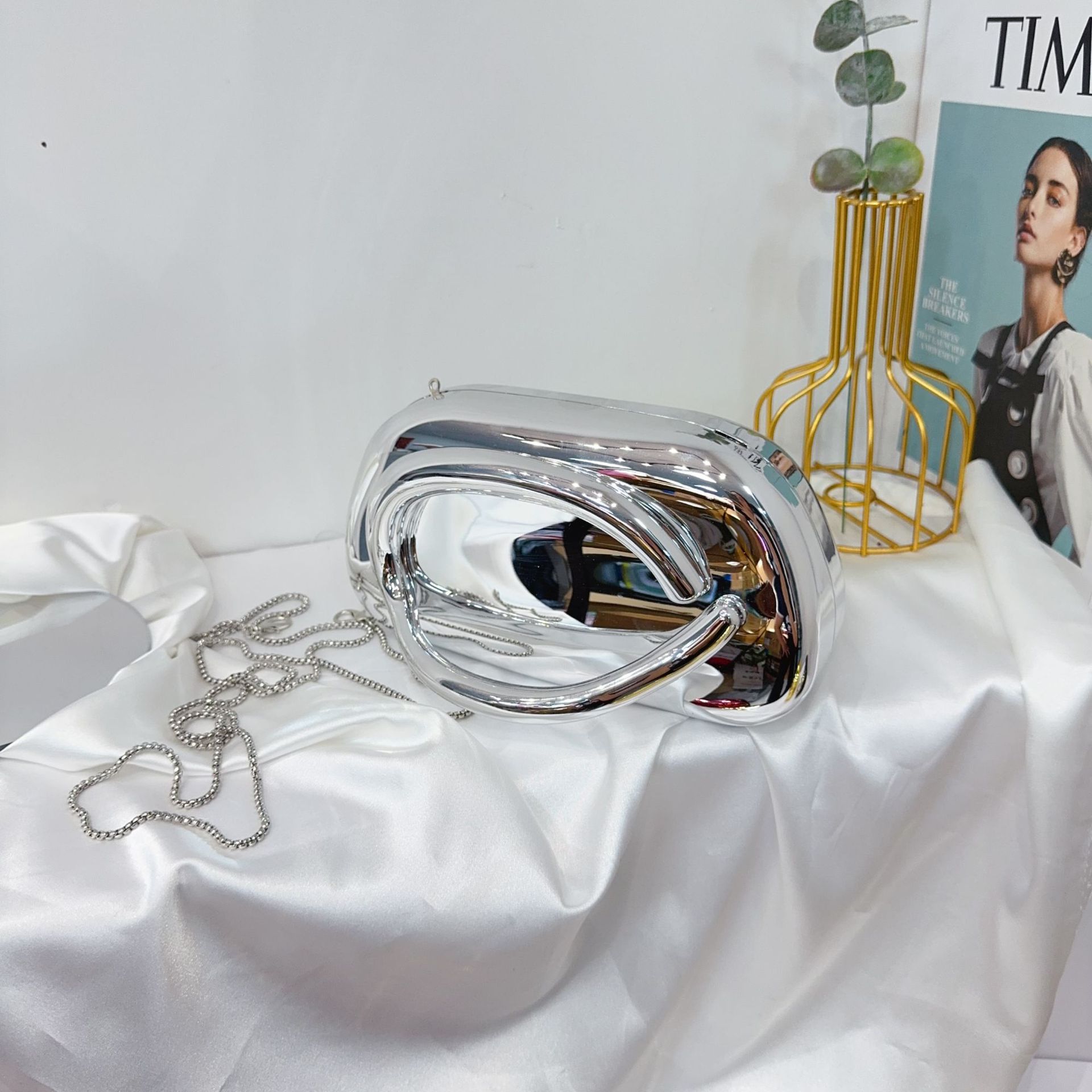 Trend classic round box hand bag dinner bag acrylic bag retro metal handbag shoulder cross body