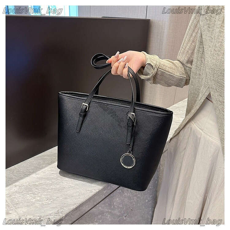 Micheals Colection Korse Women's New Classic Large Capacity Retro Casual Work Michaely Korser Shoulder Leisure Tote Bag 2025S Hot Fashion High Quality Handbags 839