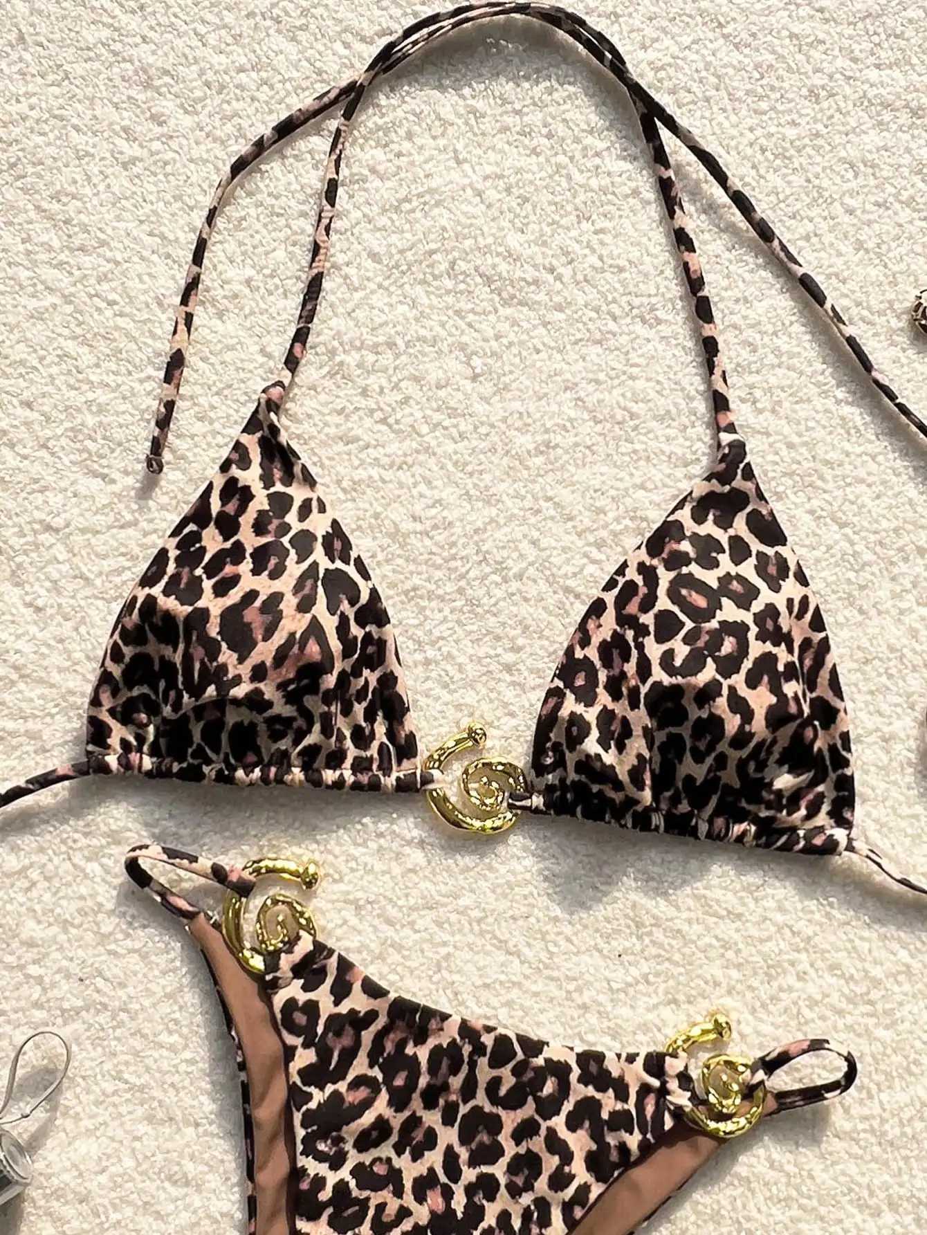 Leopard print bikini halterneck lace-up triangle small chest gathered split swimsuit is suitable for surfing vacations by the sea XJ250624