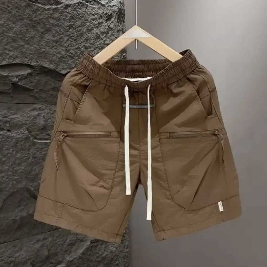 Mens Summer Pocket Zipper Cargo Shorts Trendy Brand Versatile Loose Quick-drying Sports Loose Casual Five-point Beach Pants W250705