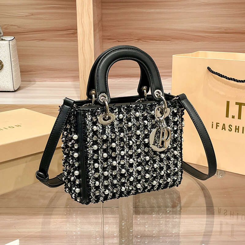 Princess for Women 2025 New Pearl Decorated Fashionable High-end Women's Handbag Crossbody Small Bag