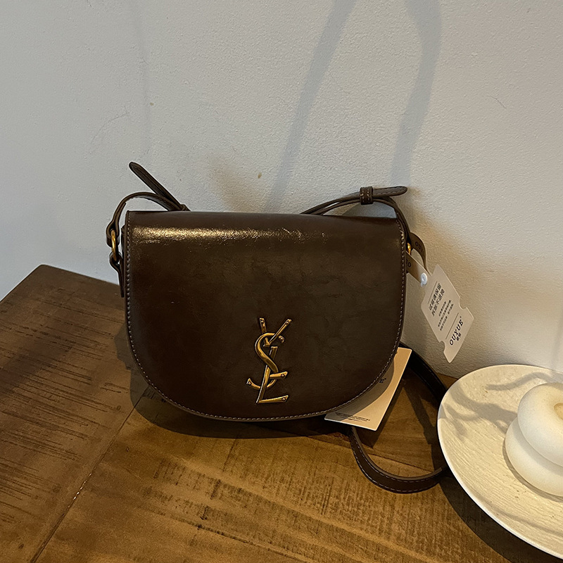 Designer Shoulder Bags for woman fashion casual soft bag outdoor daily bag vintage classic Hot trend Underarm bag