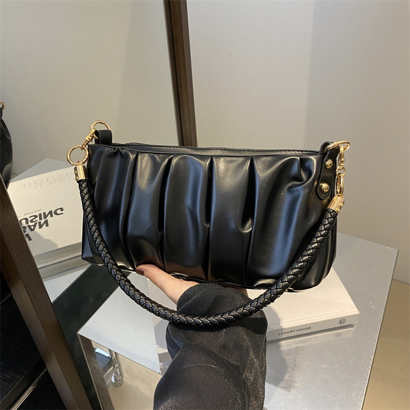 French trend trend niche design women s hot selling shoulder bag designer bag women s crossbody bag texture pleated armpit cloud bag
