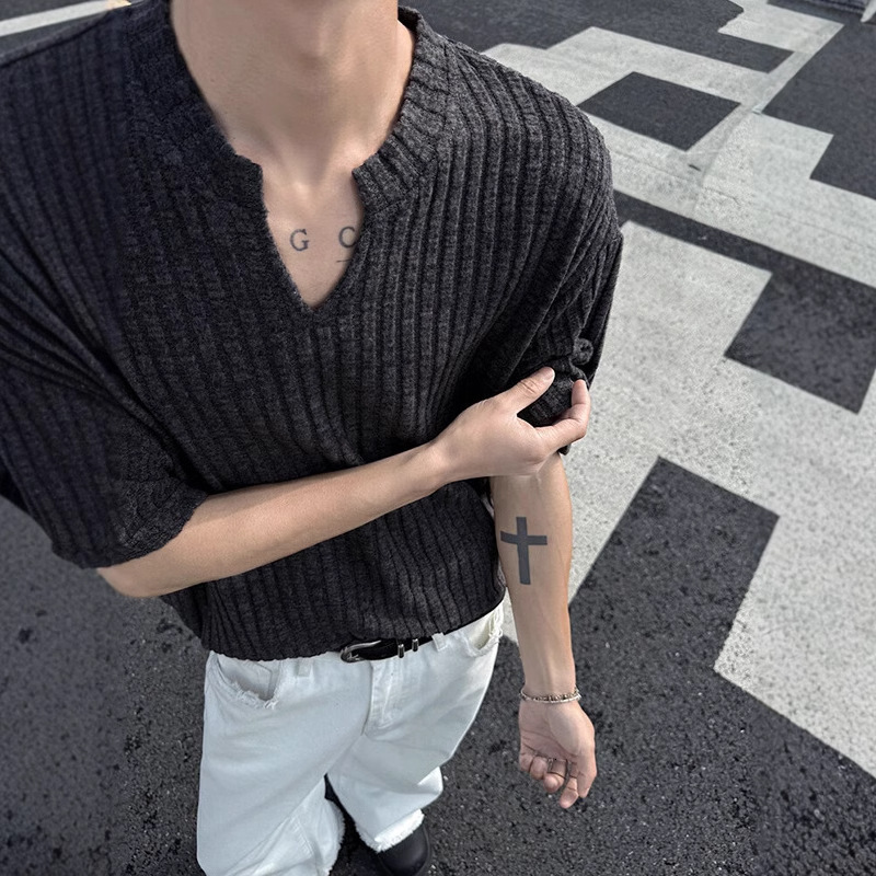 V-neck Designer Short Sleeves Brushed High-end Short Sleeve T-shirt For Men, Summer New Ribbed Five-point Sleeve Cleanfit Textured T-shirt