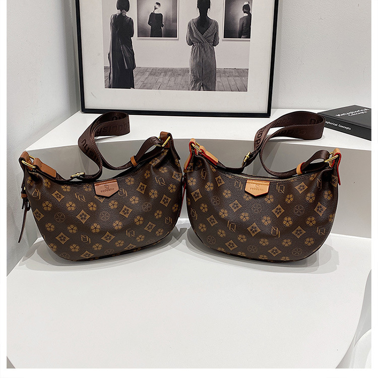 New Elegant High Beauty Large Capacity Dumpling Bun for Women Fashionable and Versatile Printed Single Shoulder Crossbody Bag