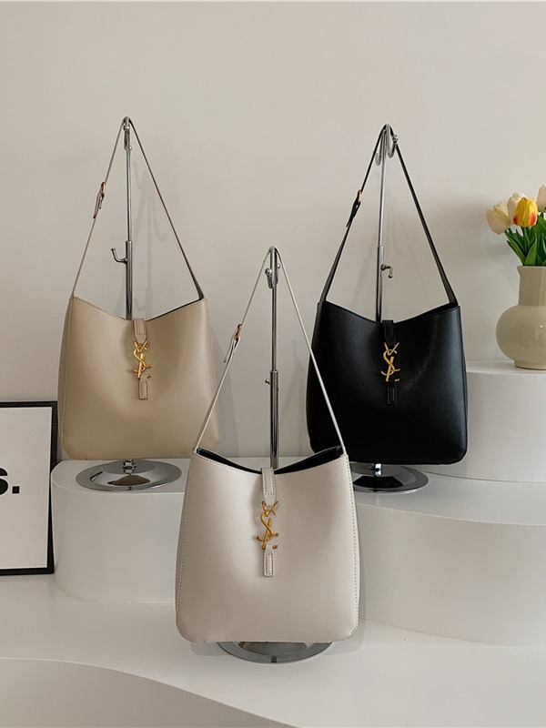Designer Shoulder Bags for woman fashion casual soft bucket outdoor daily vintage classic Hot trend black white khaki Underarm bag