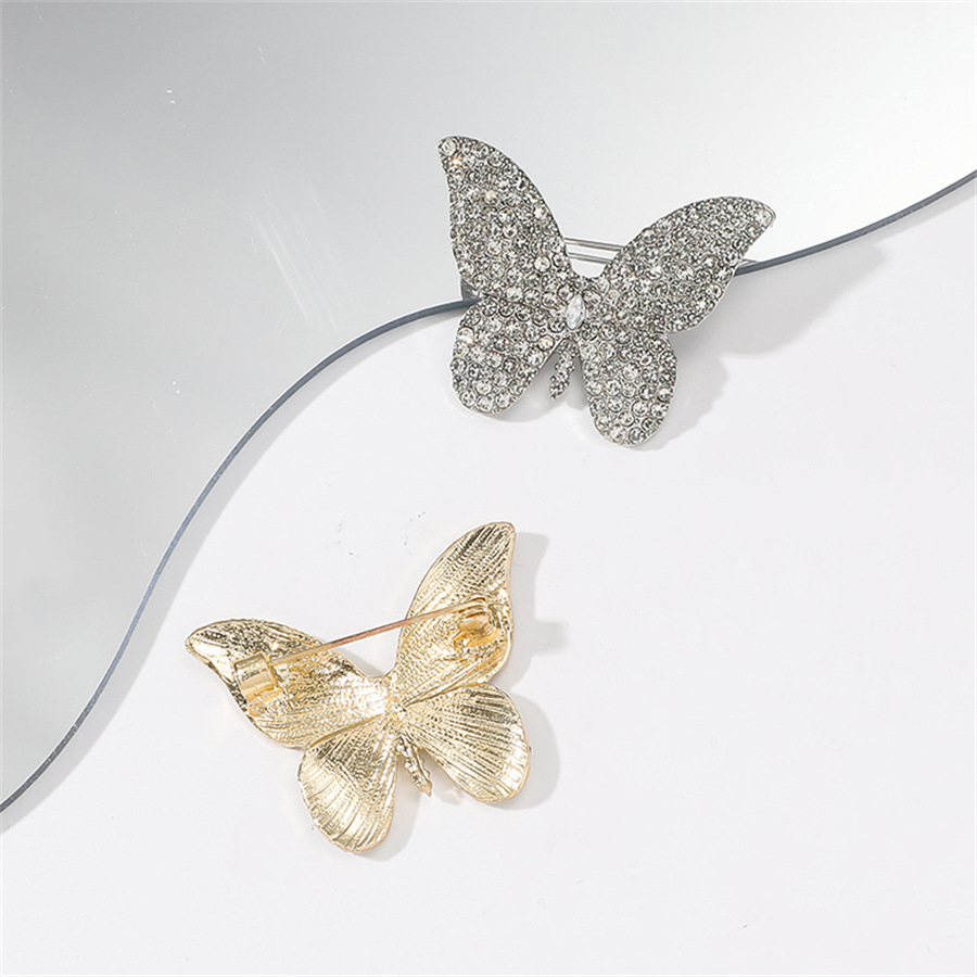 Chic Socialite's Statement Wear: Luxurious Full-of-Diamonds Butterfly Patterned Shirt