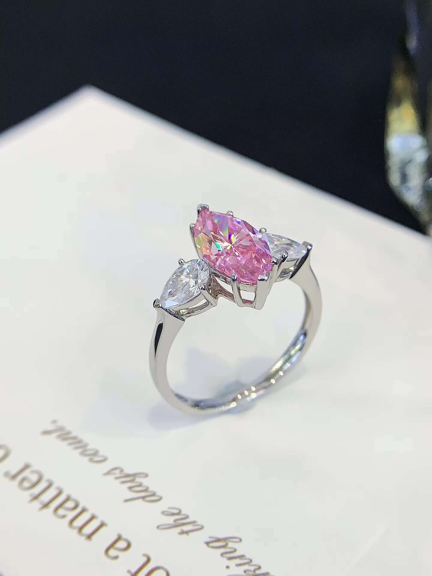 Goldstones Jewelry Pink Marquise and White Pear Cut Moissanite Stone Def Color Gold Ring Trendy Classic Style Gift Rings