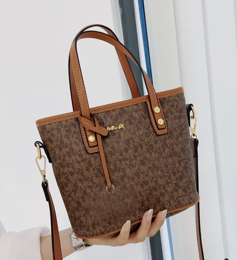 Luxury Brand Buet aped Leather oulder Bag Women's Crossbody Bag Spring Summer New Sle Faionable Casual Handbag