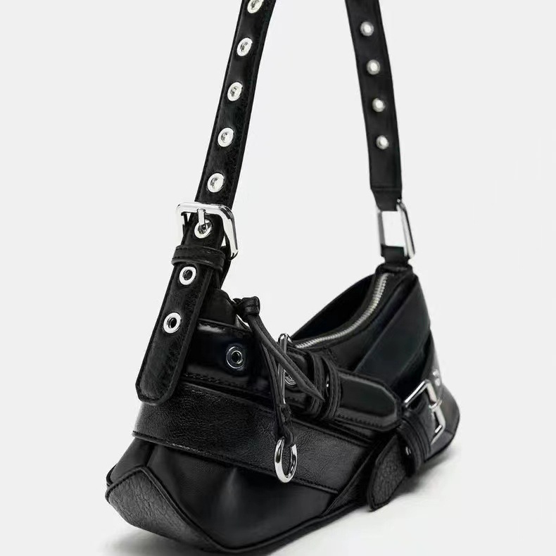 Cross border women s bag new original retro black trend trend spicy girl motorcycle bag designer bag single shoulder armpit rectangular bag