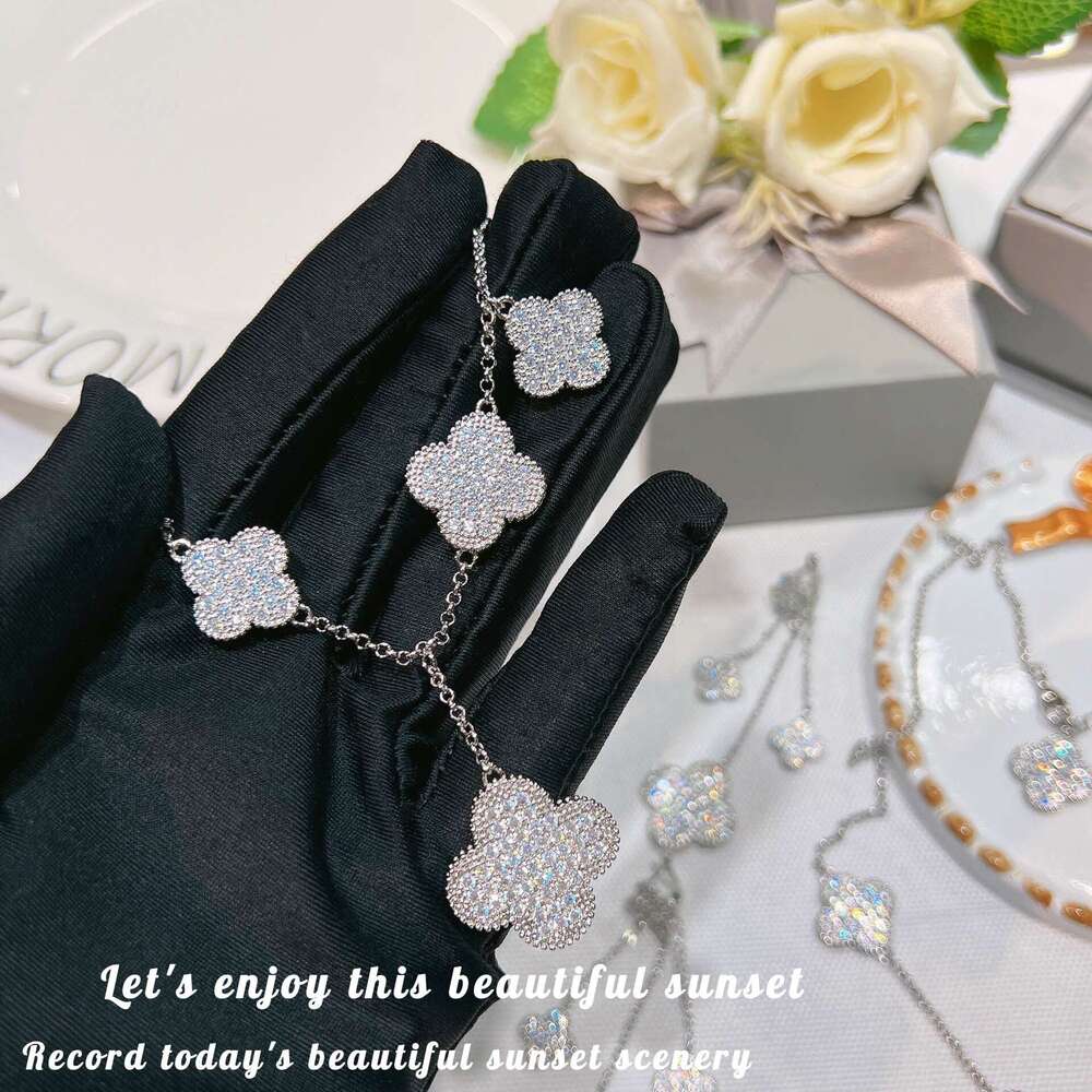 Full Dia Four-Leaf Flower Necklace Pendant Long Chain Set Elegant Fairy Earrings Studs Style Bracelet Jewelry ab2