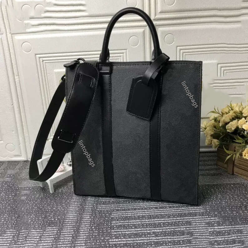 Cross Handbag man Bag Genuine Leather Classic Shoulder Bags Womens Designer Luxurys Fashion Crossbody Shopping Bags Briefcase Backpack messenger bag