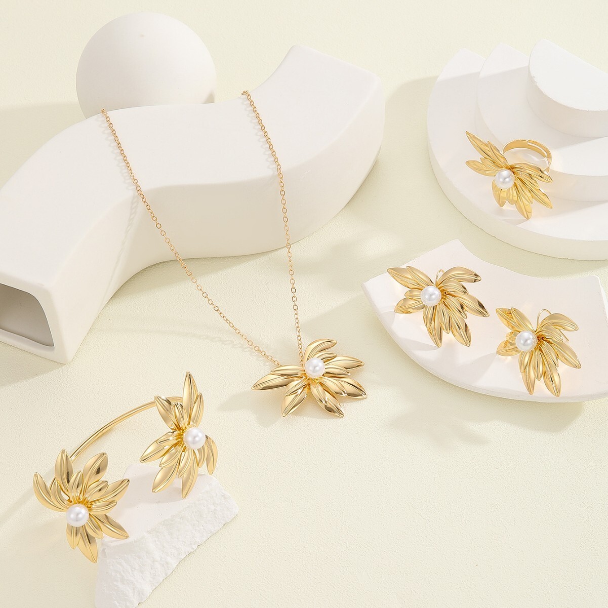 Golden Flower Leaf Ring Necklace Bracelet Pendant Jewelry Summer Beach Niche Versatile Set