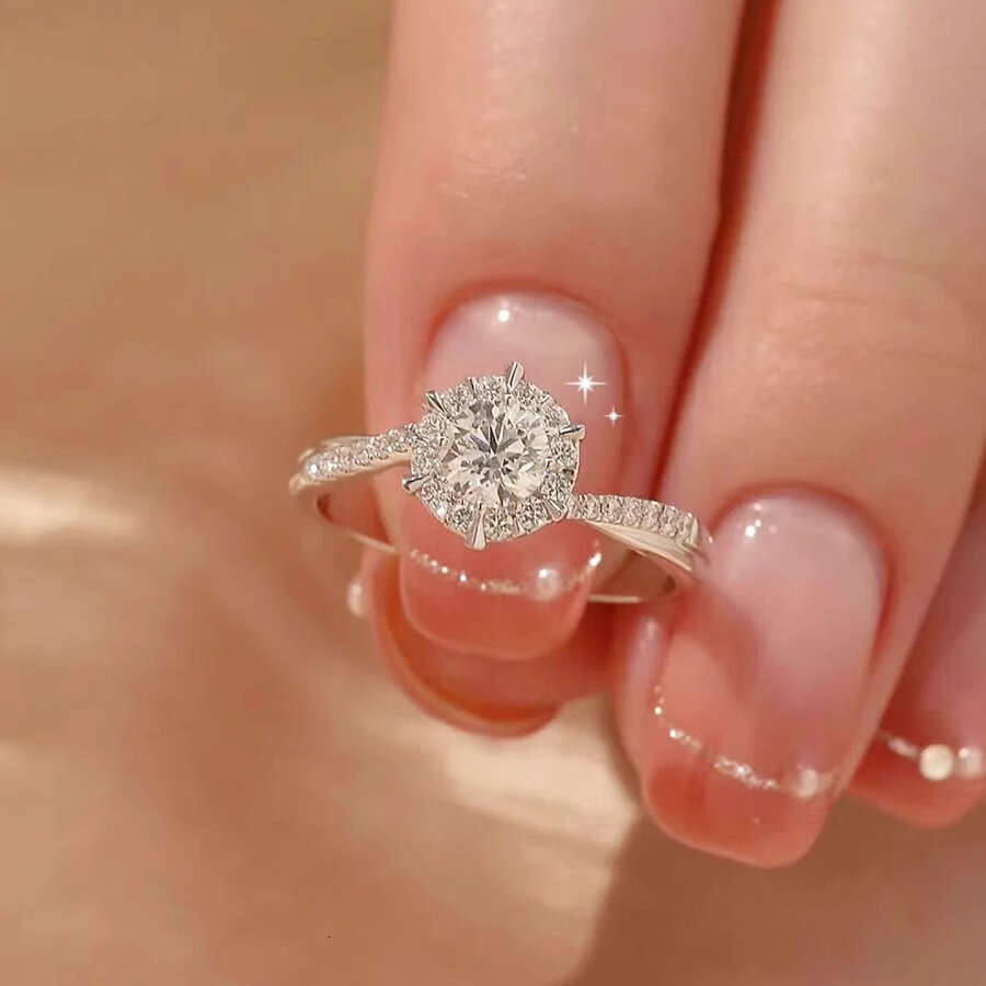 New 1 cara Imitation Moissanite Star Weave Hearts Eight Arrows Zircon White Gold Twist Arm Design Proposal Diamond Ring d03