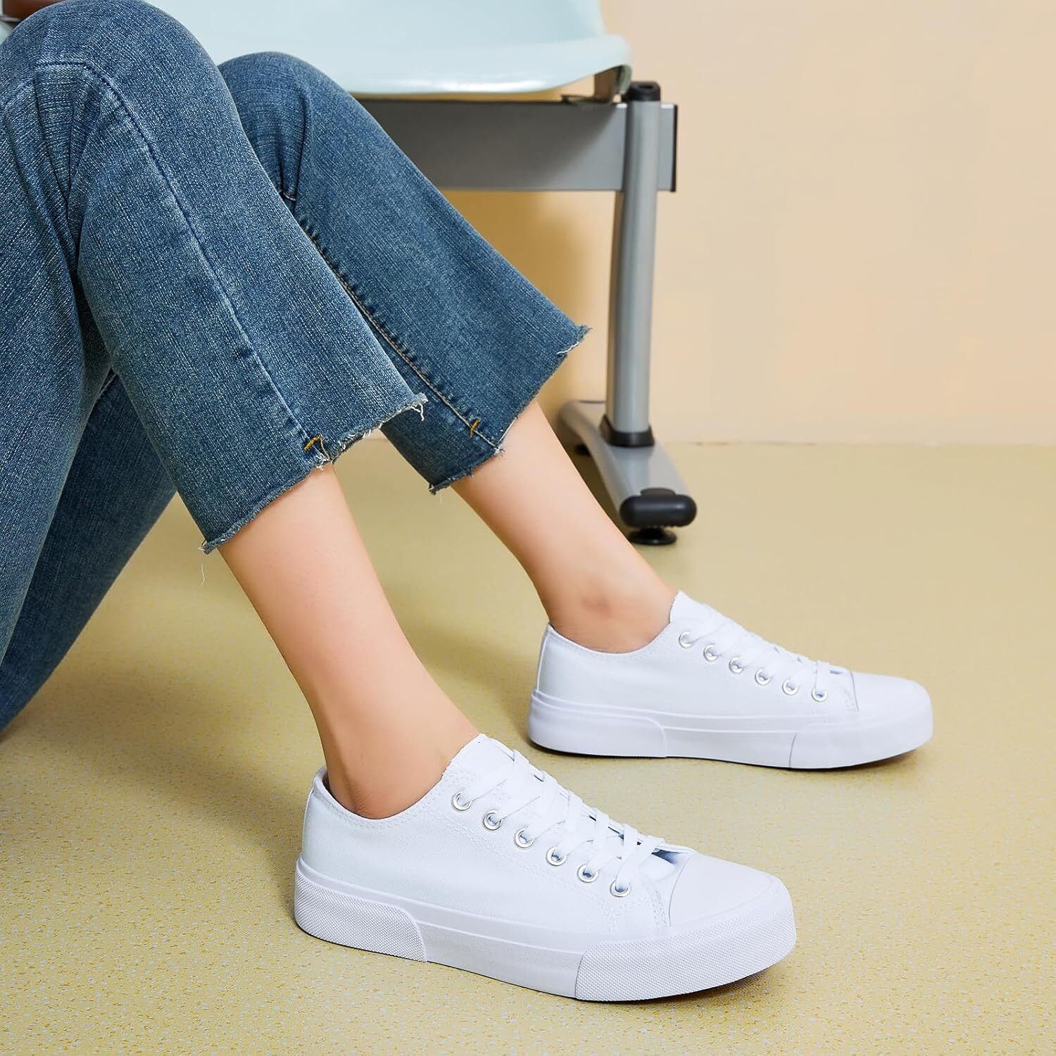 White Low-Top Canvas Women's Fashion Sneakers Slip-On Casual Tennis Shoes