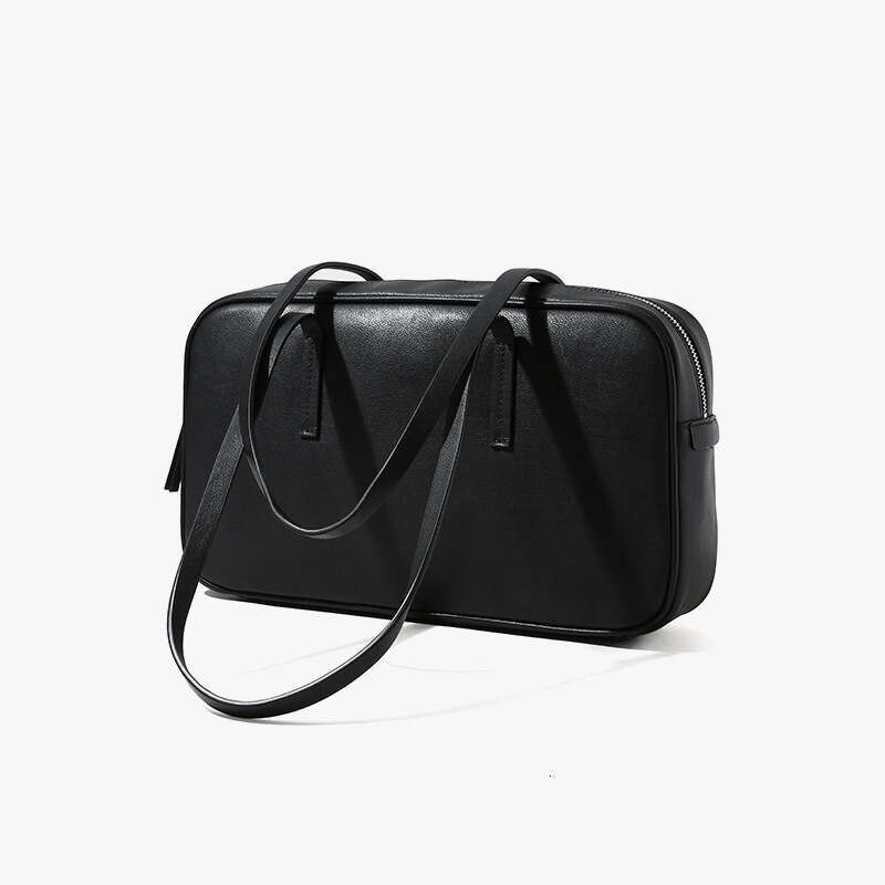 Luxury designer's autumn and winter new top cowhide large capacity Boston commuter shoulder handbag