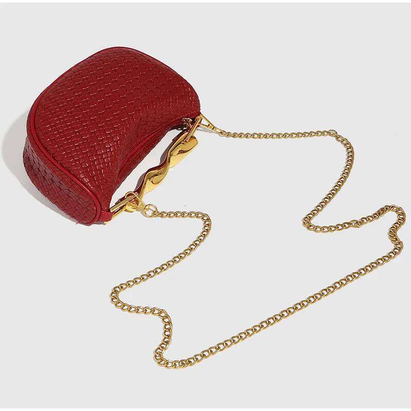 Trendy Metal-Handled Wicker Crescent Versatile Crossbody Shoulder Stylish Boho Straw Purse Women Exquisite Dumpling Bag