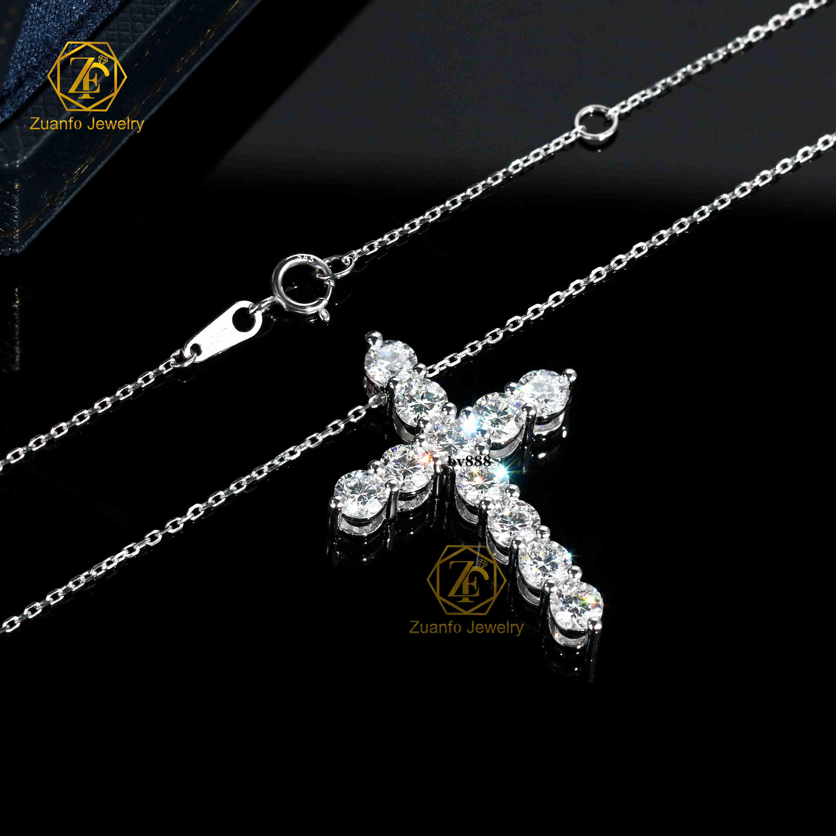 Fashion VS1 D Color 4mm Lab Created Diamond Jewelry Anniversary 9k 14k 18k Gold Diamond Necklace CVD HPHT Diamond Cross Pendant