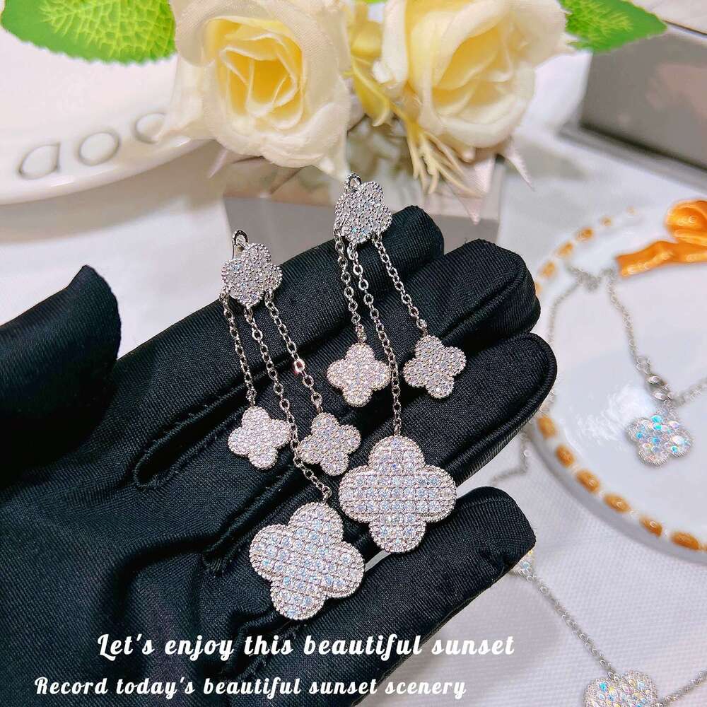 Full Dia Four-Leaf Flower Necklace Pendant Long Chain Set Elegant Fairy Earrings Studs Style Bracelet Jewelry ab2