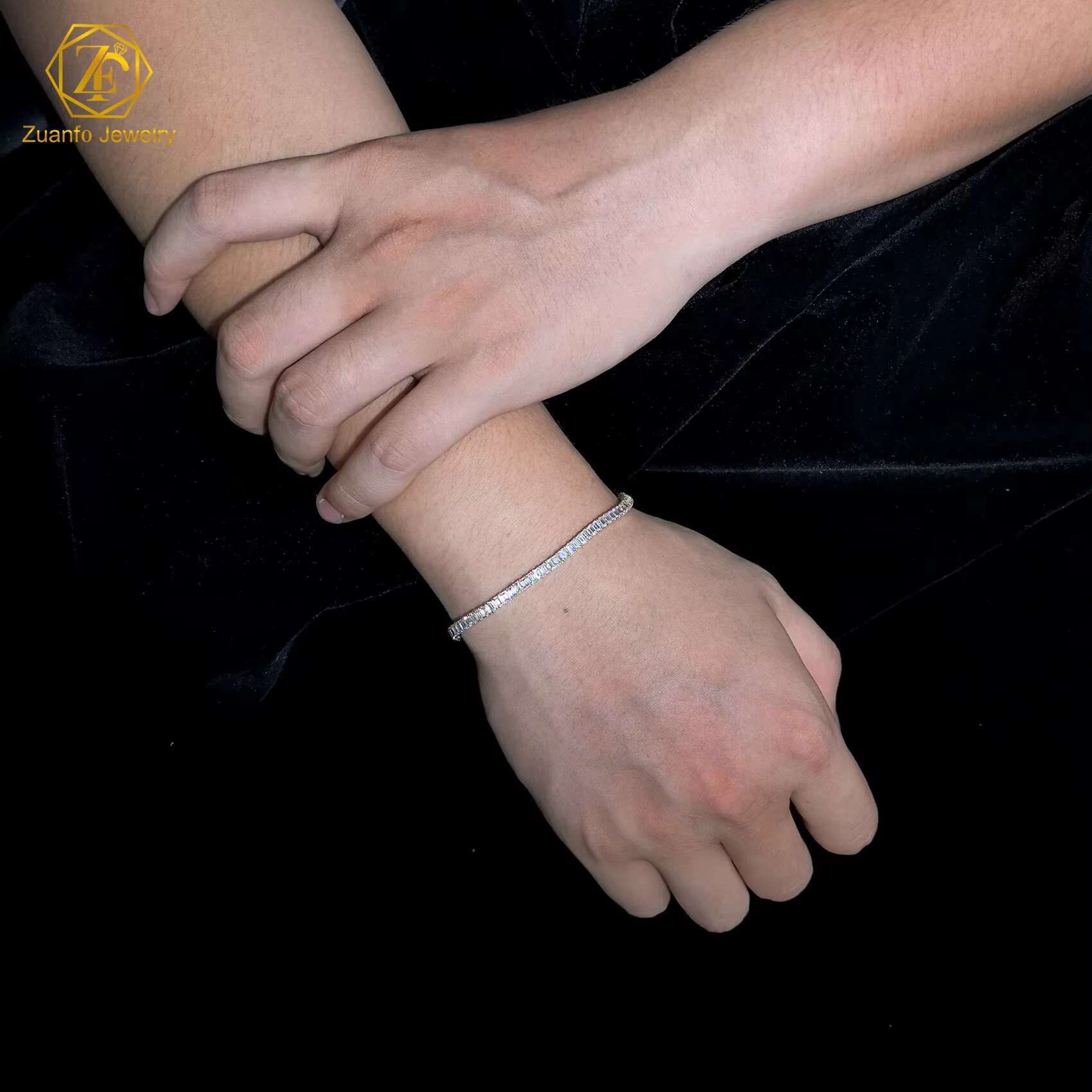 Luxury Solid 14K 10K Gold Tennis Bracelet with Lab Grown Emerald Cut VVS Diamond for Gift or Party