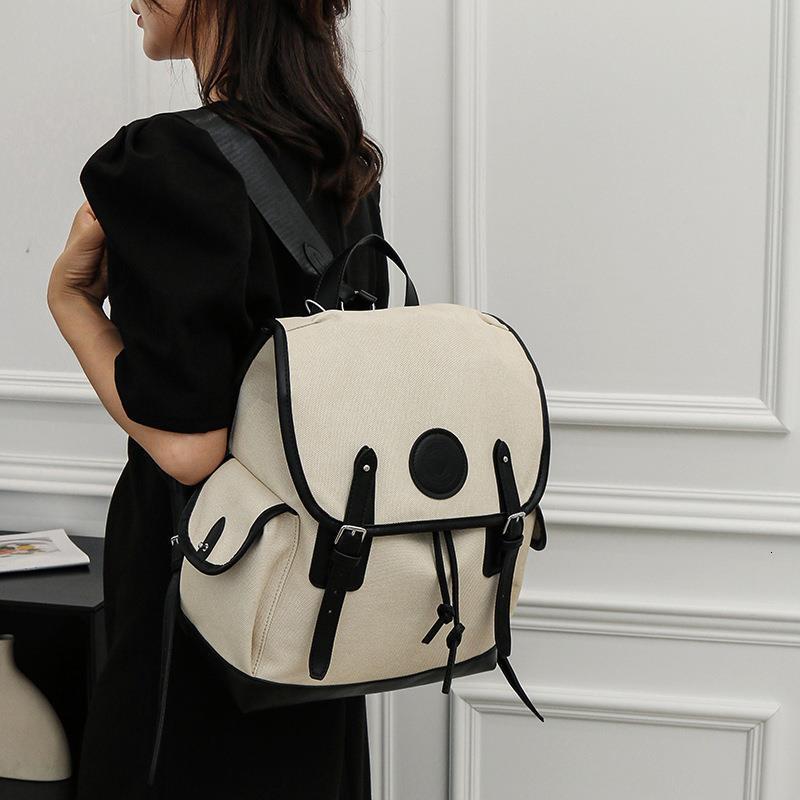 Large capacity travel trend backpack new lightweight commuting bag niche multi functional casual handbag designer bag trend women s crossbody bag