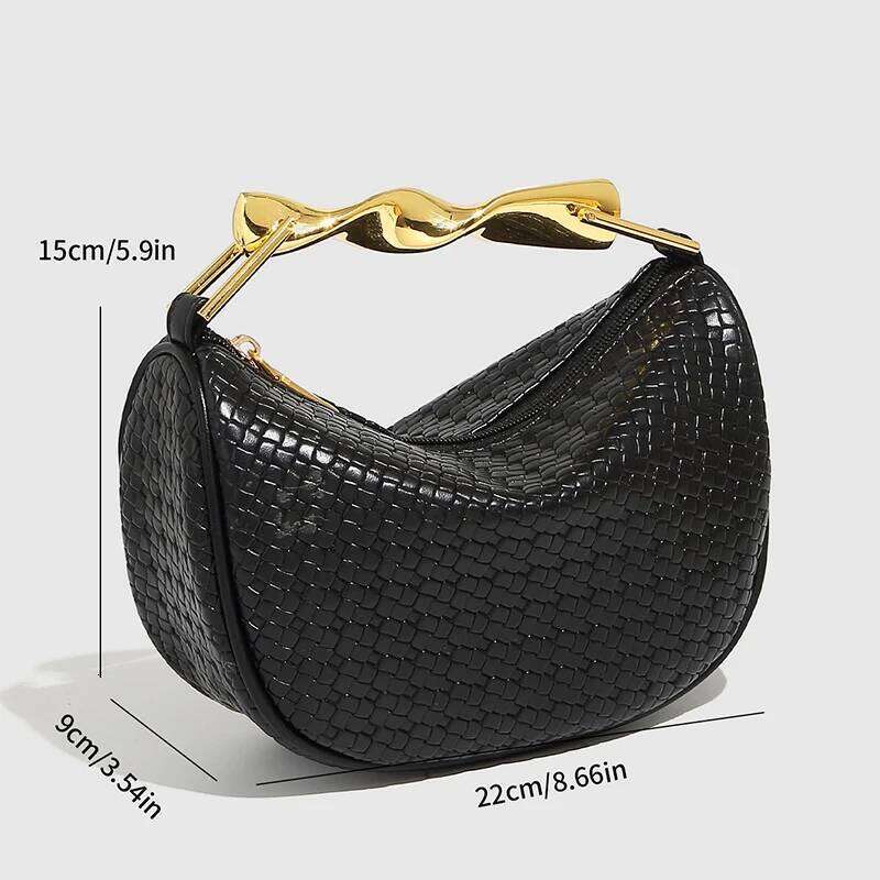 Trendy Metal-Handled Wicker Crescent Versatile Crossbody Shoulder Stylish Boho Straw Purse Women Exquisite Dumpling Bag