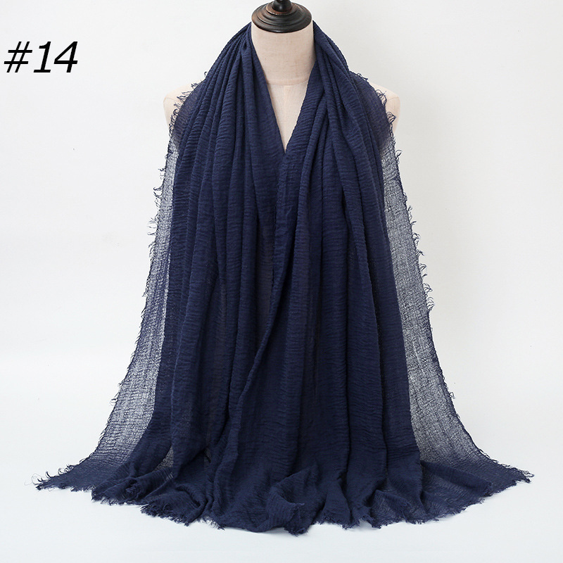 K1258 Hot sale wrinkled solid color cotton headscarf Factory source cotton and linen wrinkled fur edge ladies scarf