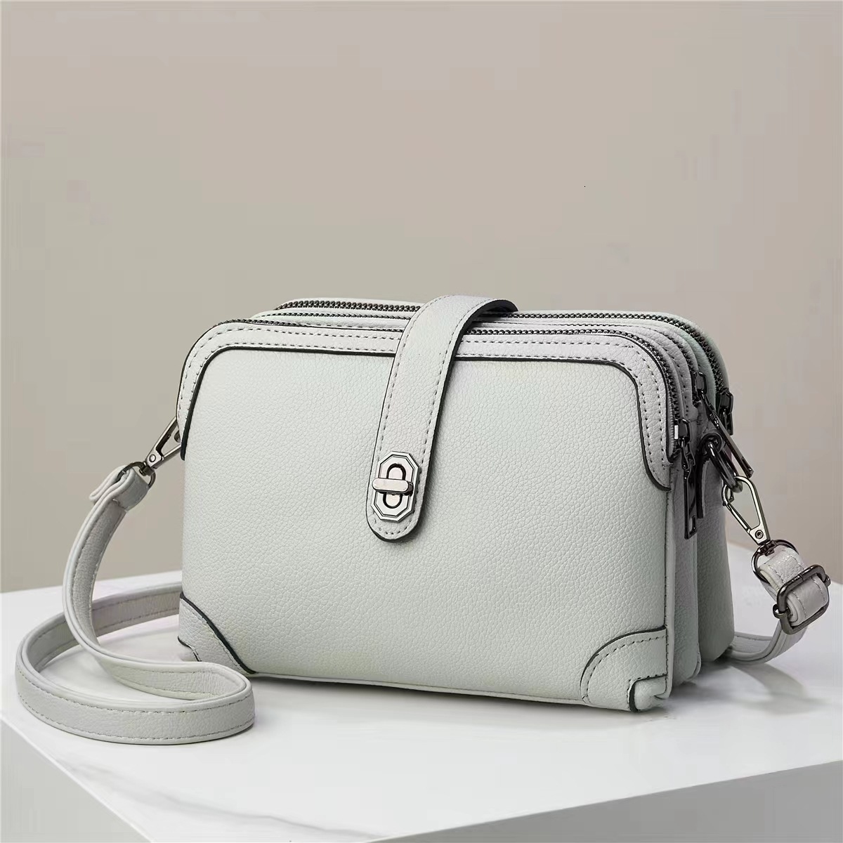 Women s new three pocket small bag commuter crossbody bag cute girl coin wallet designer bag trend women trend s handbag women s shoulder bag