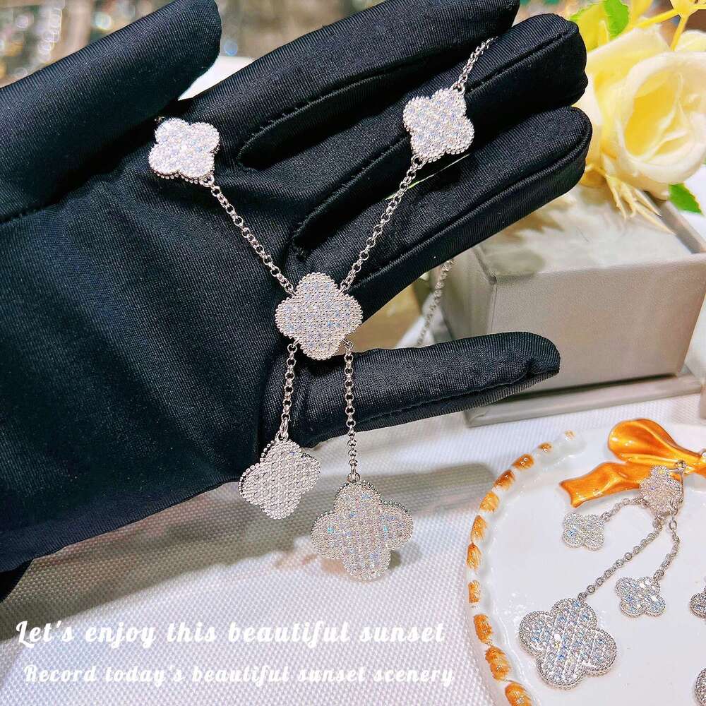 Full Dia Four-Leaf Flower Necklace Pendant Long Chain Set Elegant Fairy Earrings Studs Style Bracelet Jewelry ab2