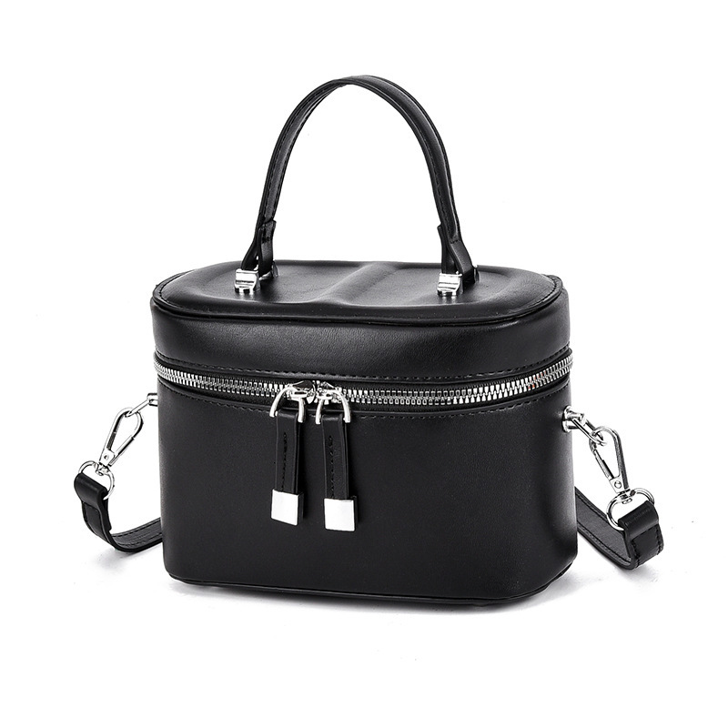 Free shipping designer High-end New Fashion Handbag for Women Niche Design Casual Simple Shoulder Bag Crossbody Bag Bucket Bag