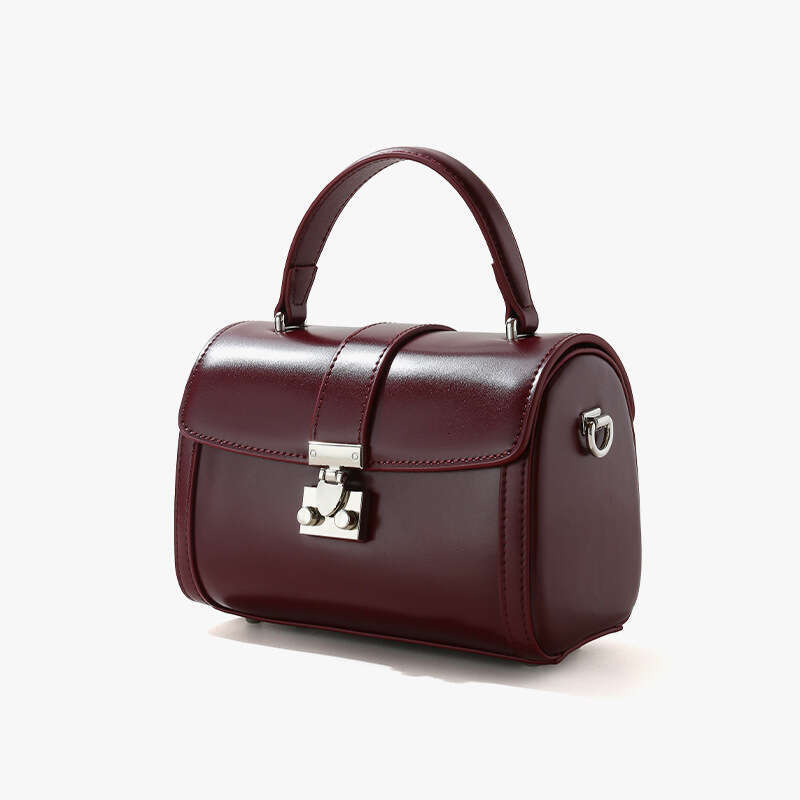 Luxury designer's new Korean-style high-end saddle business commuting fashion trend One-shoulder portable messenger bag